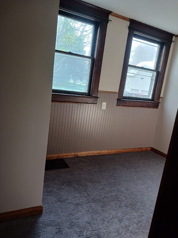 Building Photo - 951 E Allegan St