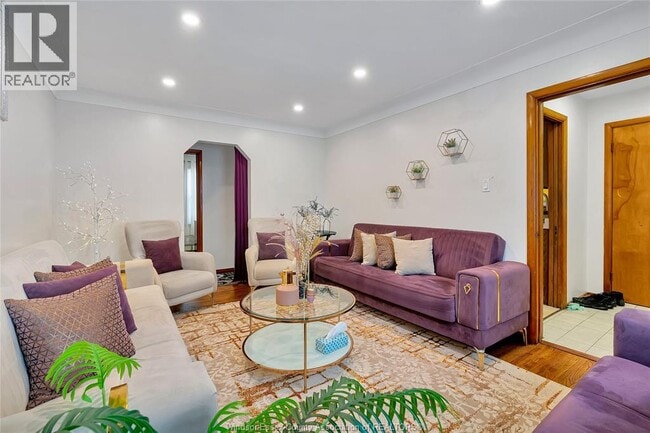 Building Photo - 1284 Dot Ave