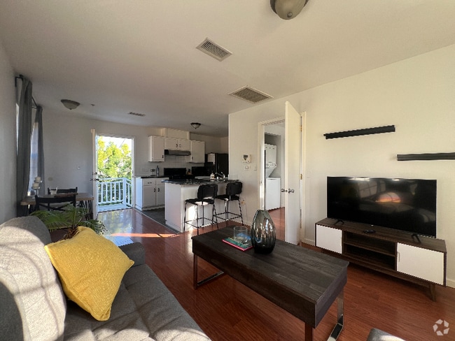 Building Photo - 2078 El Sereno Ave