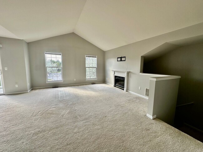 Building Photo - 2 bedroom 2 bath condo Sterling Heights
