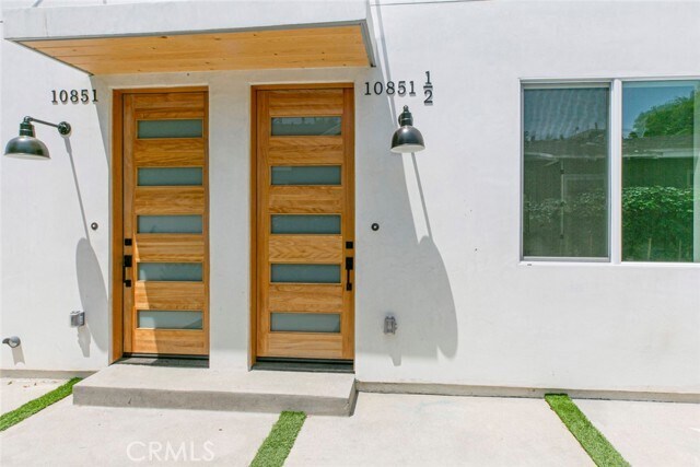 Building Photo - 10851 Otsego St