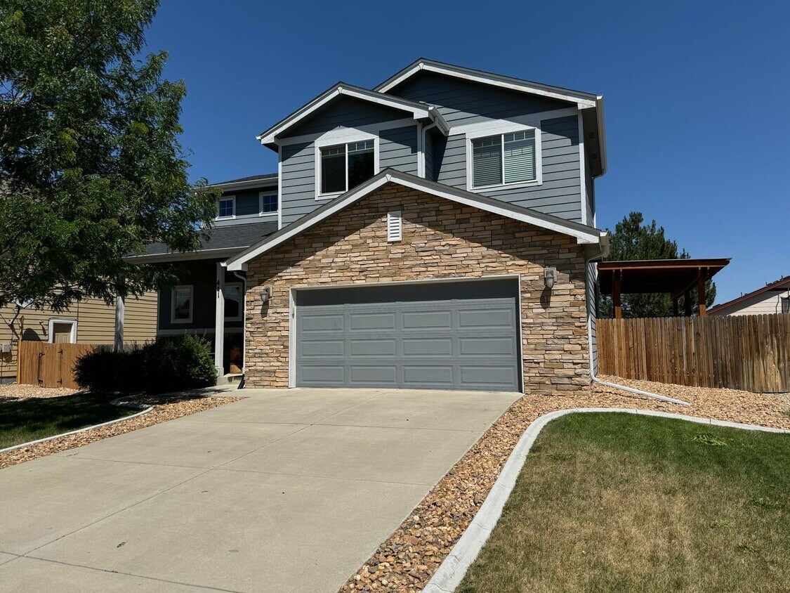 Wonderful Newer Home - Wonderful Newer Home