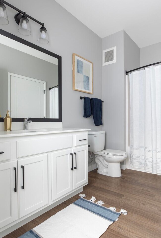 Interior Photo - Lyv at Uptown & Main