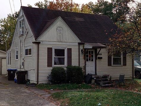 Primary Photo - 3303 Lester Ave