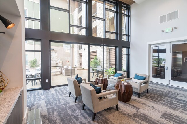 Arlington CommonsThe Roosevelt Apartments Arlington, TX