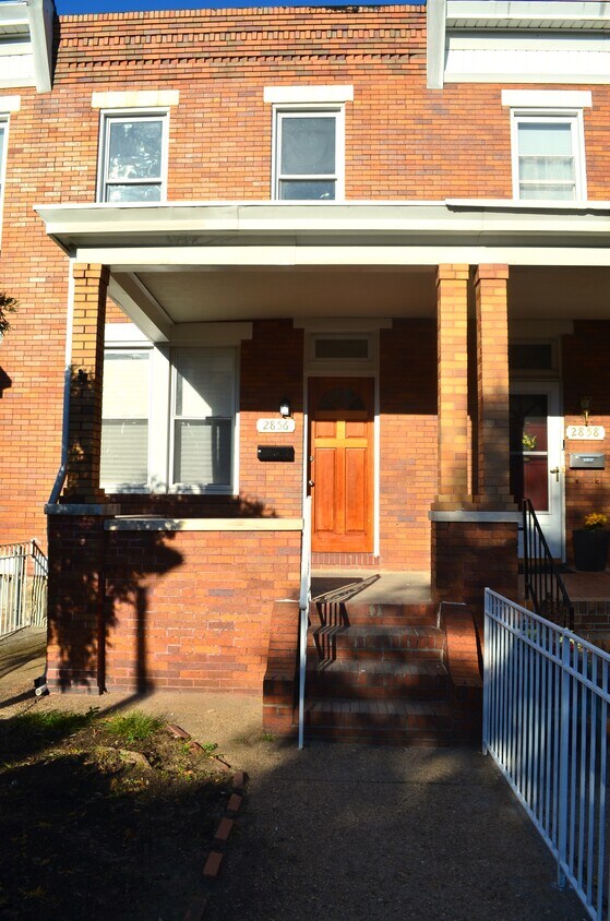 Photo - 2856 Lake Avenue