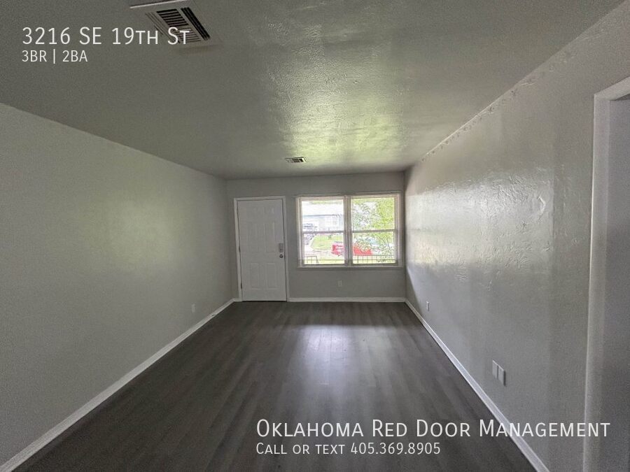 Foto principal - 3216 SE 19th St