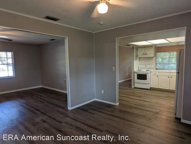 Building Photo - 3 br, 2 bath House - 717 Kingsley Dr