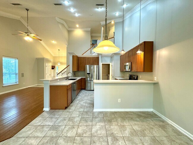 Foto del edificio - Coastal Charm: Luxurious 4-Bedroom Home in Gated Community Near the Intracoastal