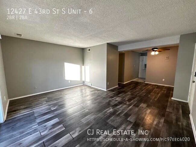 Building Photo - 12427 East 43rd St S