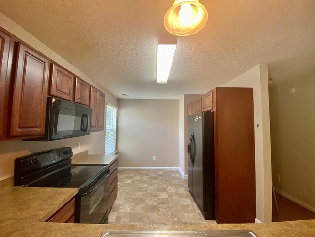 Building Photo - 149 Eagle Park Dr