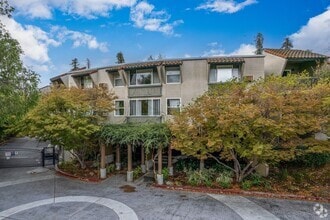 Building Photo - 1087 Murrieta Blvd
