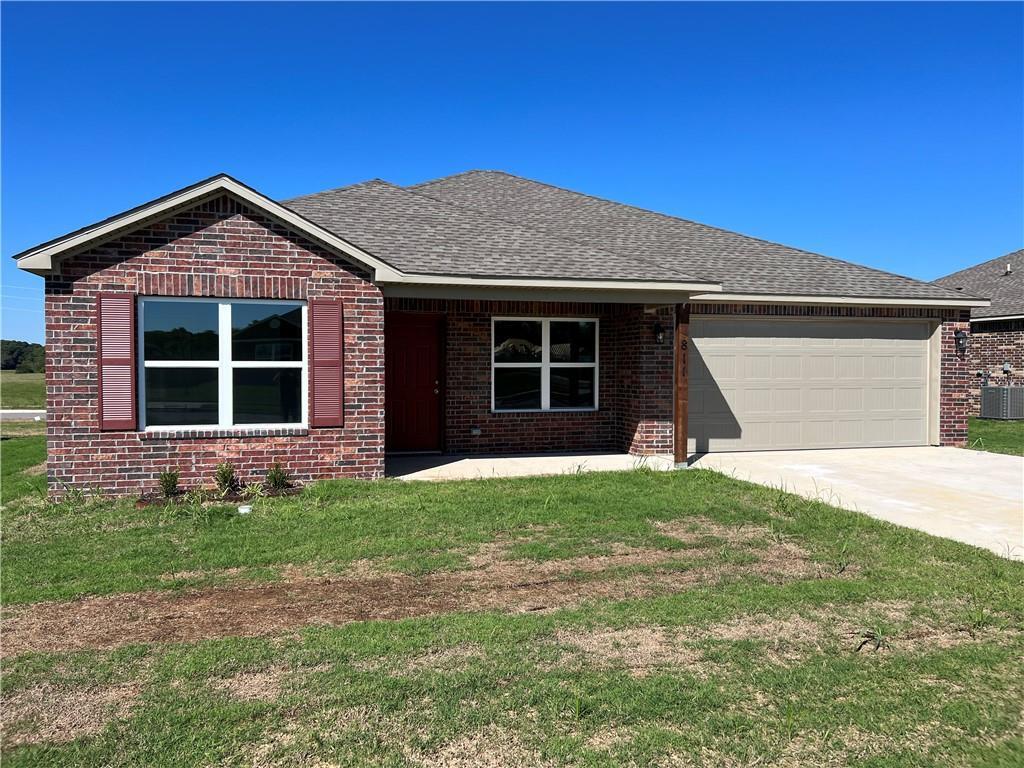 811 W Tanner Dr, Siloam Springs, AR 72761 House Rental in Siloam