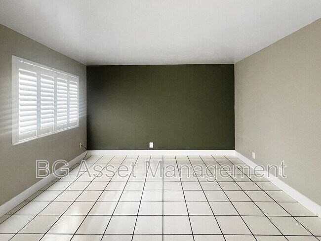 Building Photo - 1529 23rd St