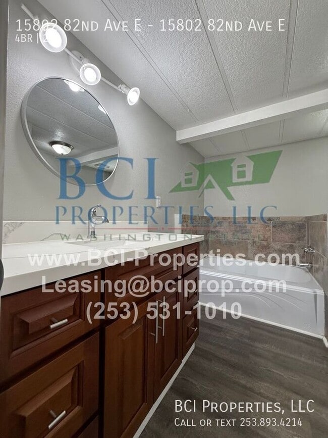 Building Photo - 15802 82nd Ave E