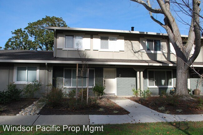 Building Photo - 2864 Bollinger Canyon Rd