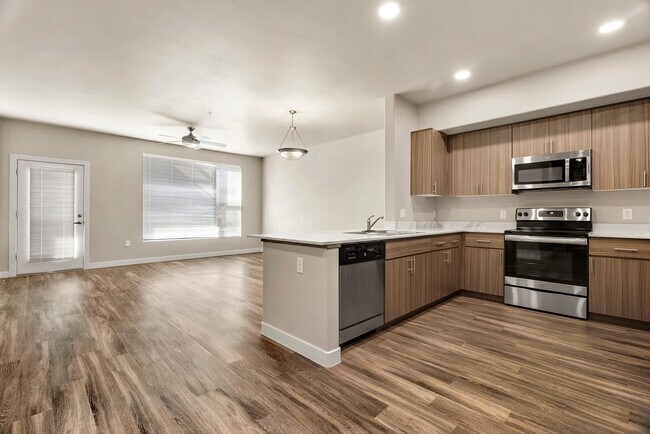 Foto del edificio - 1980 E Broadway Rd