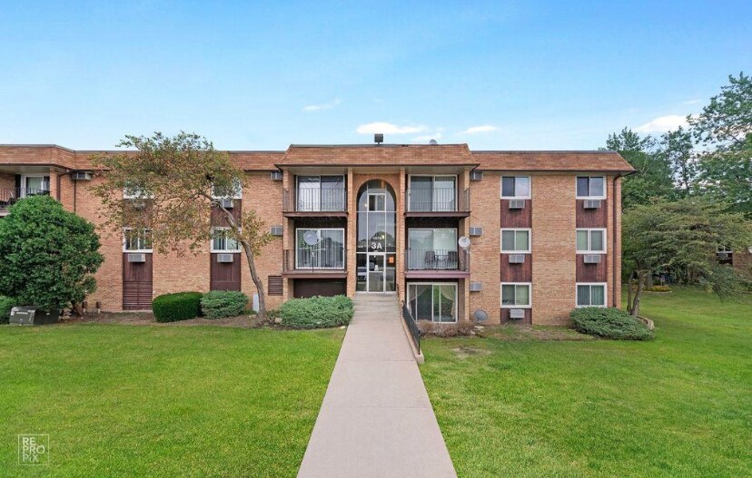 Foto principal - 1075 Higgins Quarters Dr
