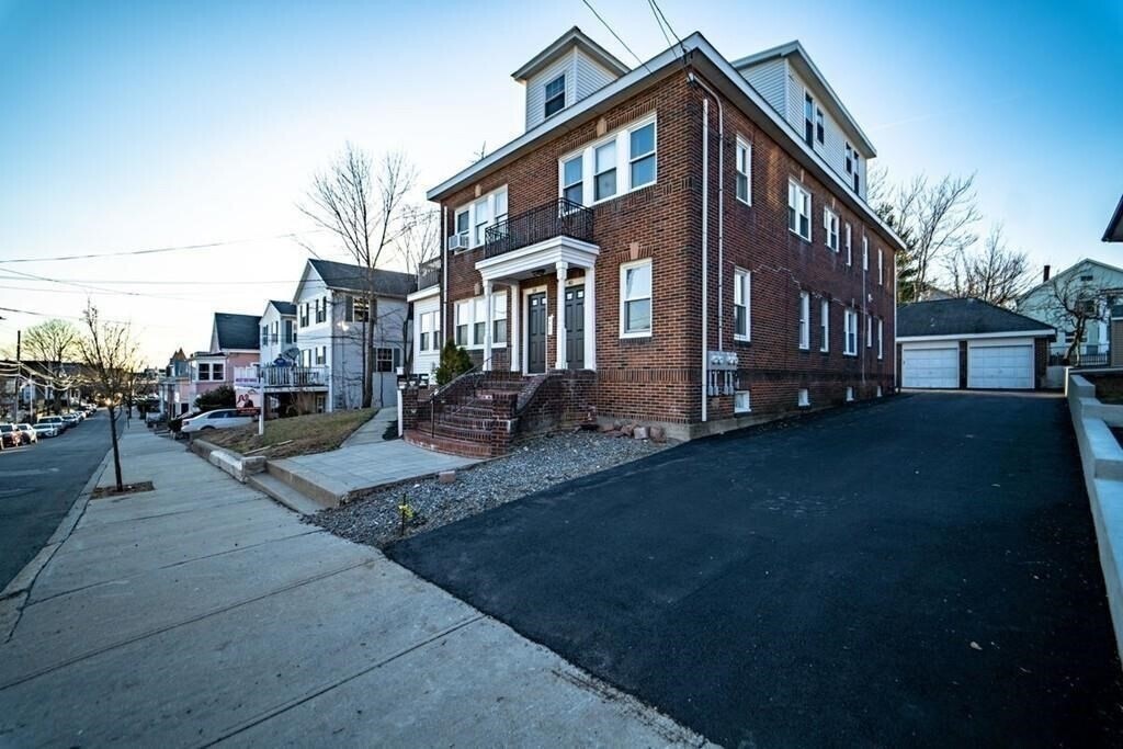 40 Tappan St Unit 40, Everett, MA 02149 Condo for Rent in Everett, MA