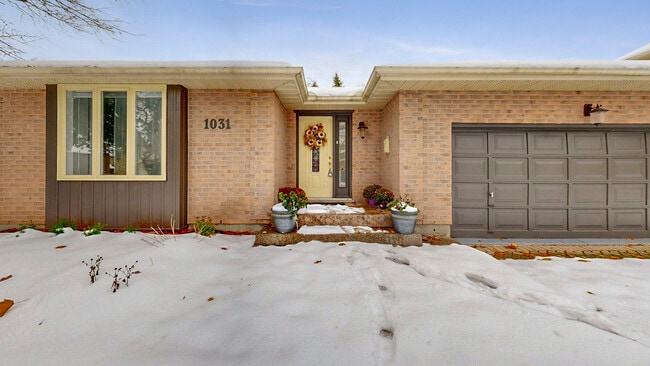 Photo du bâtiment - GORGEOUS THREE BEDROOM HOME IN BYRON