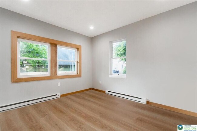 Foto del edificio - 226 Fern St