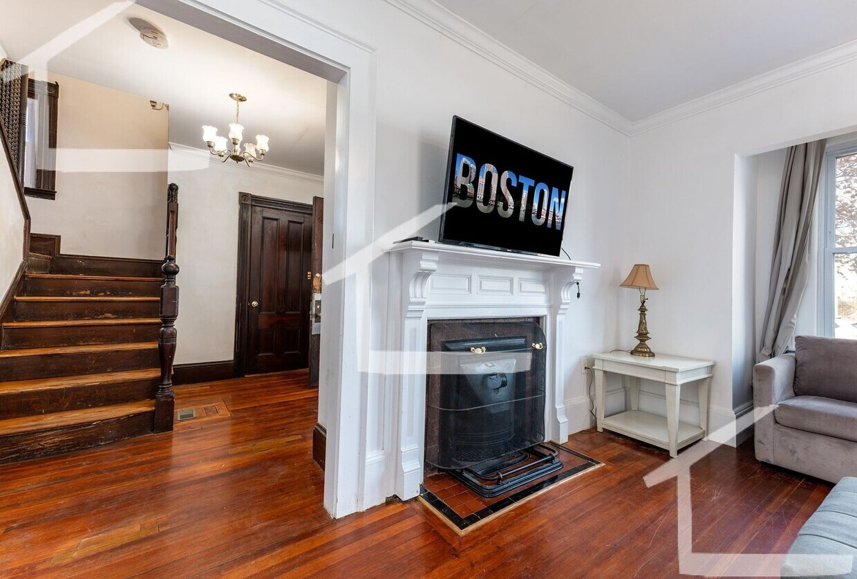 HOT ALLSTON LISTING!!!! - HOT ALLSTON LISTING!!!!