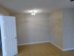 Foto del edificio - 10833 Lake Gardens Dr