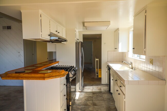 Foto del edificio - 3513 Alma Ave