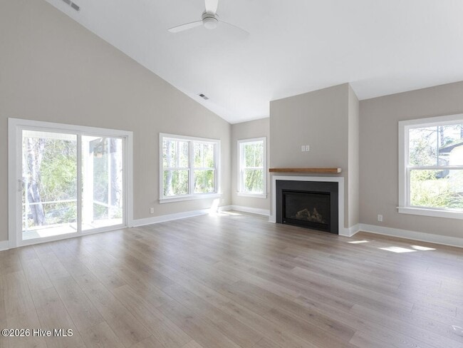 Building Photo - 1314 Carlyle Ln