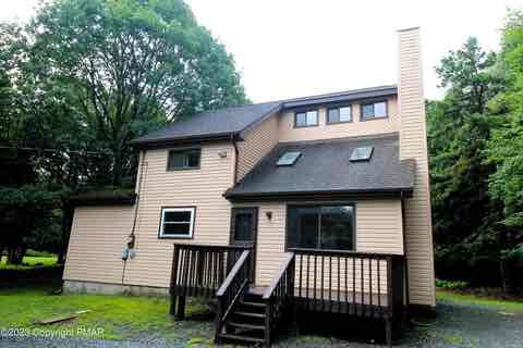 Primary Photo - 650 Stony Mountain Rd