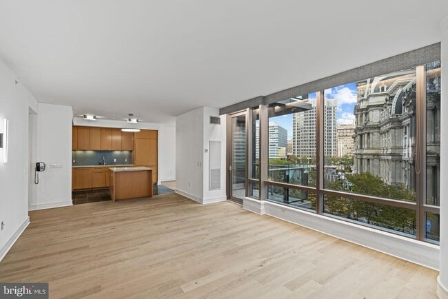 Building Photo - 1414 S Penn Square