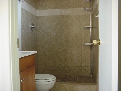 Building Photo - AVAILABLE SOON!!--Cul-De-Sac!!! $2188/mont...