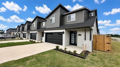 Building Photo - 491 Azurite Rd