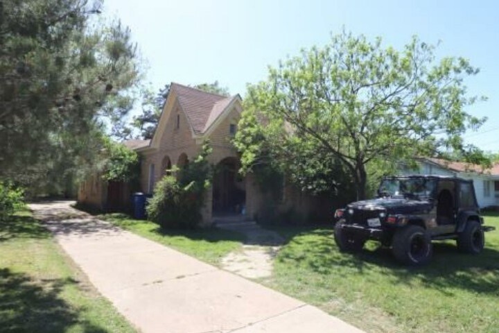 Primary Photo - 2307 Austin Ave