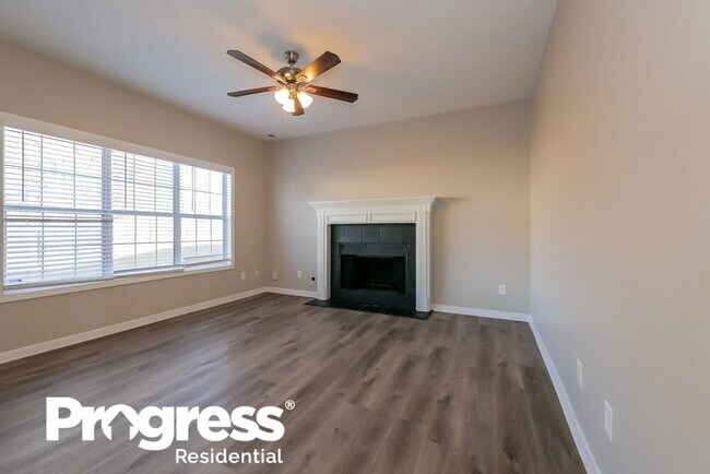 Foto del edificio - 9274 Willow Tree Ct