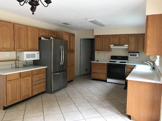 Foto del edificio - 13 North Dr