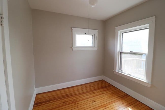 Building Photo - 10308 Ignatius Avenue #Rear Up