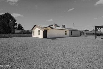 Building Photo - 11721 Valle Del Paseo Dr