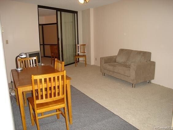 Foto del edificio - 1088 Bishop St