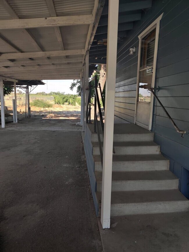 Foto del edificio - 13608 S Academy Ave