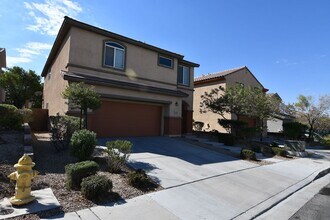Building Photo - 2689 Niddrie Ave