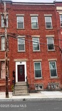 Building Photo - 15 Delaware St
