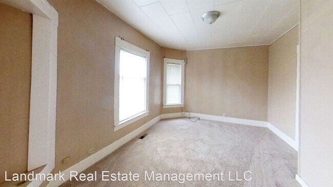 Building Photo - 4 br, 2 bath House - 412 Lakeway Drive