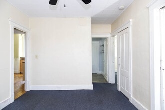 Building Photo - 1-5 Pine Pl