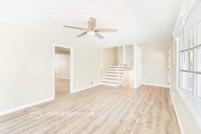 Foto del edificio - 3938 Somerdale Ln