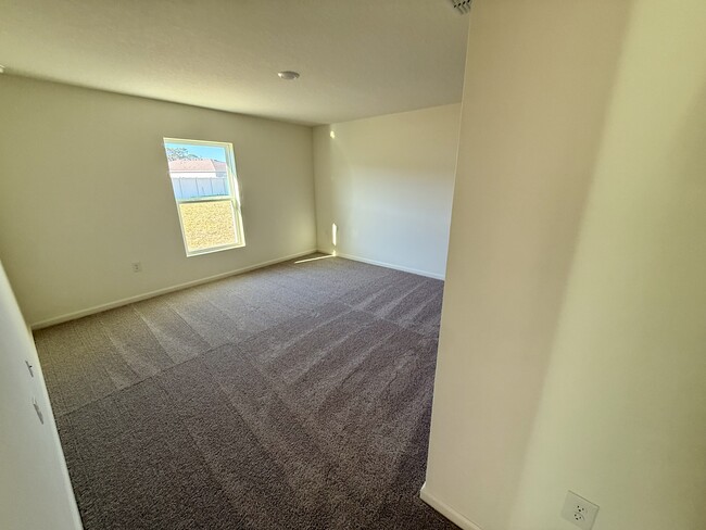 Foto del edificio - 2456 NW 22nd Ct