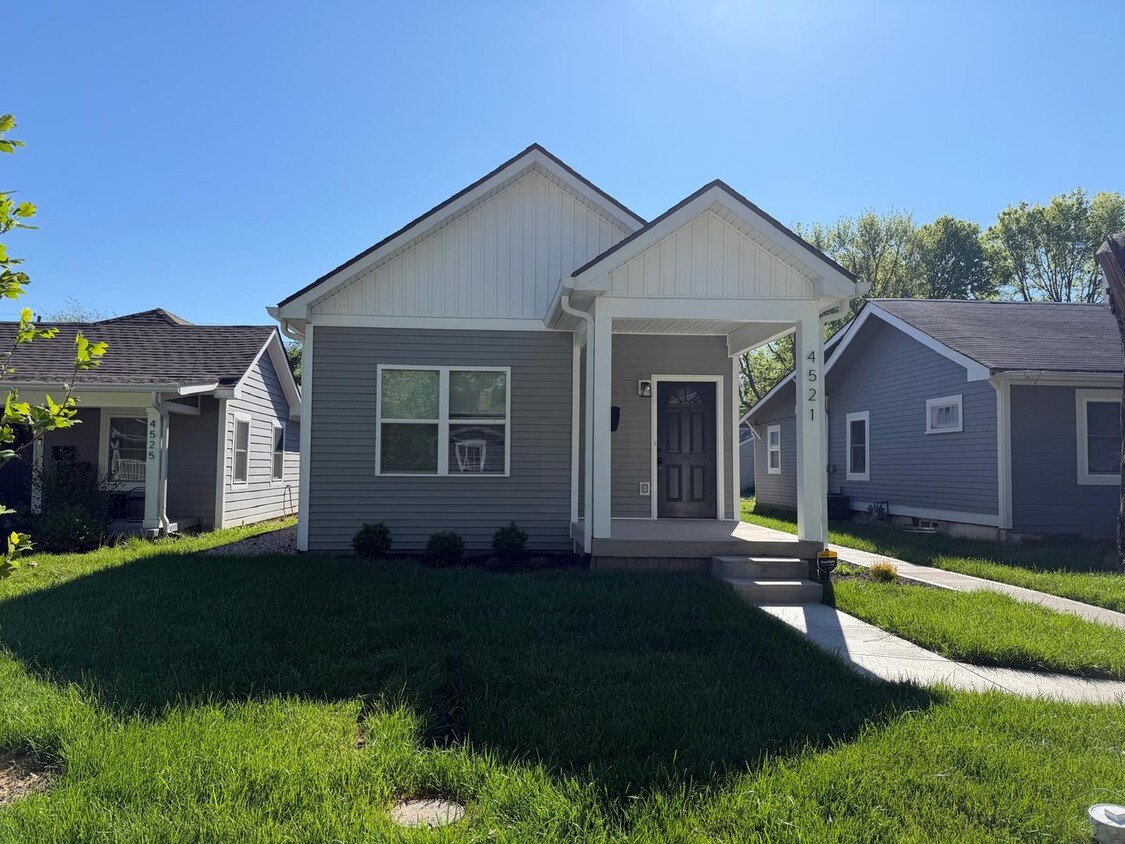 Photo - 4521 Norwaldo Ave Duplex