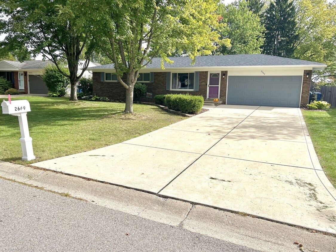 Primary Photo - 3 br, 2 bath House - 2669 Deake Ave