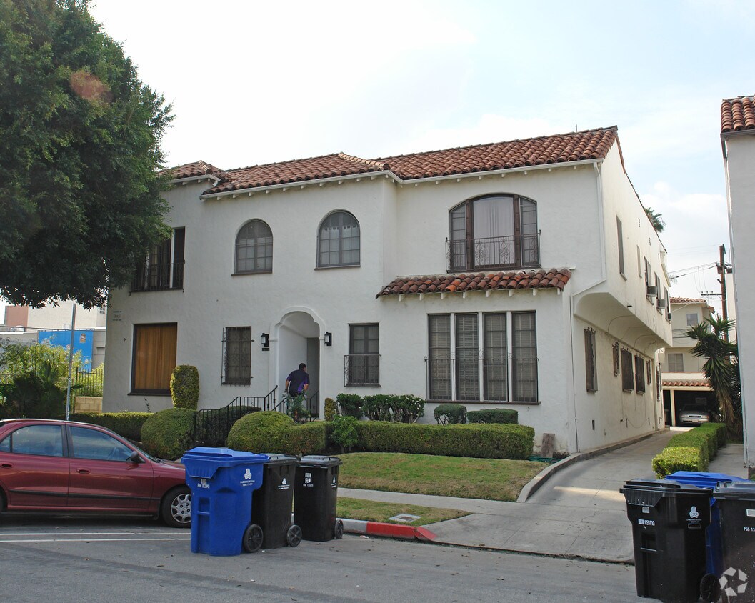 655 S Dunsmuir Ave, Los Angeles, CA 90036 655 S Dunsmuir Ave Los