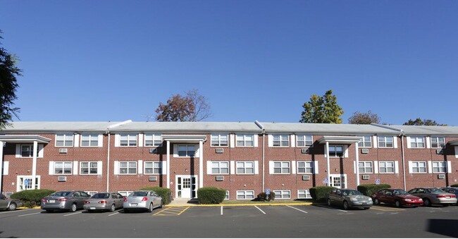 Foto del edificio - Bellevue Court Apartments